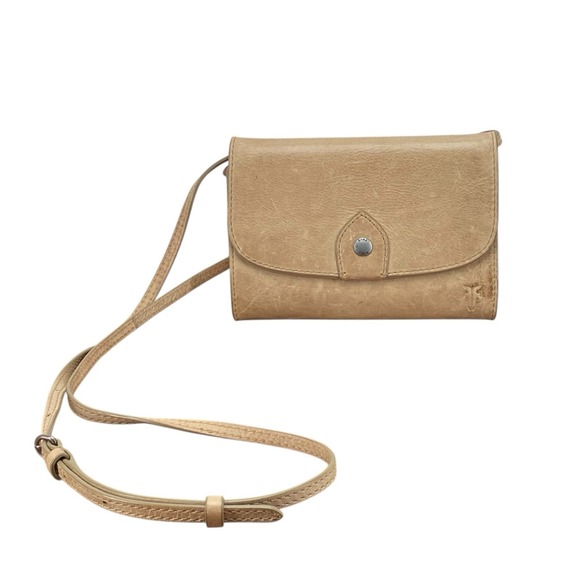 Frye Handbags - Frye Melissa Wallet Crossbody Bag Distressed Tan Leather Shoulder Purse